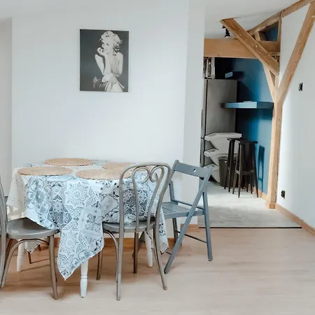Rynek Wildecki 2-bedroom شقة *